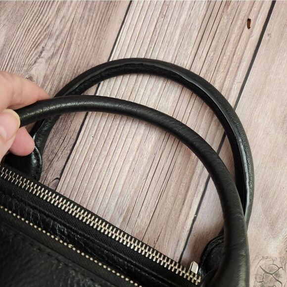 Michael Kors Medium Audrey Satchel classic black & white‎ pebbled leather bag - Picture 11 of 16